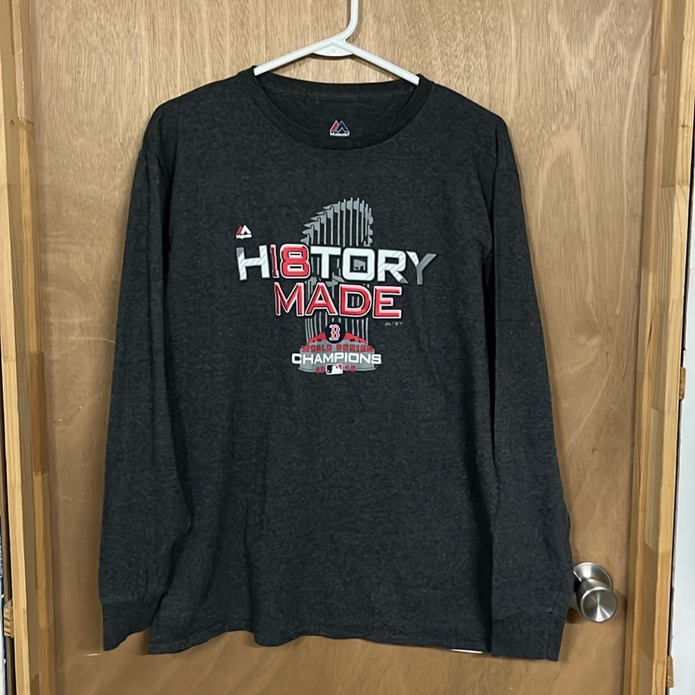 Men’s Boston Red Sox shirt